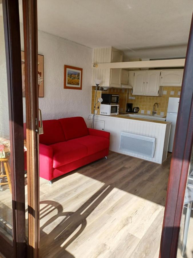 Juste A Cote De La Plage, Wifi Apartment Port-la-Nouvelle Luaran gambar